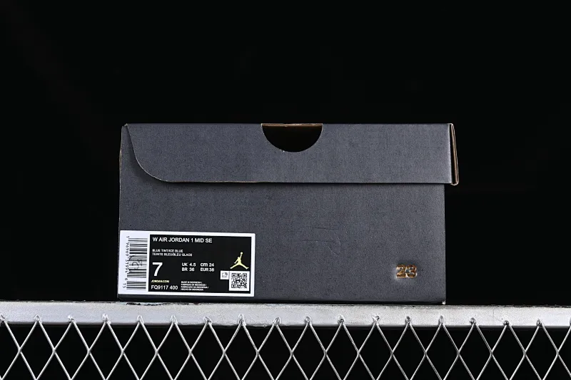 All categories Air Jordan Jordan series basketball shoes Air Jordan 1 Mid Air Jordan 1 Mid GS "Glitter Swoosh" AJ1 Joe 1 ice blue crystal Zhongbang basketball shoes FQ9117-400